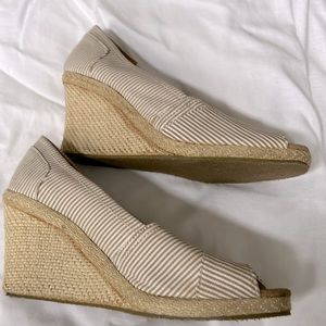 Summer wedges - worn only a few times. Great condition
